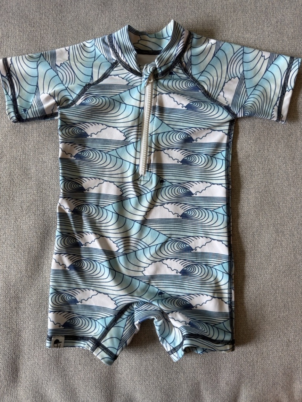 George Hats Swim Short-Sleeve Rashguard Suit One Piece Wave Print 18-24mo